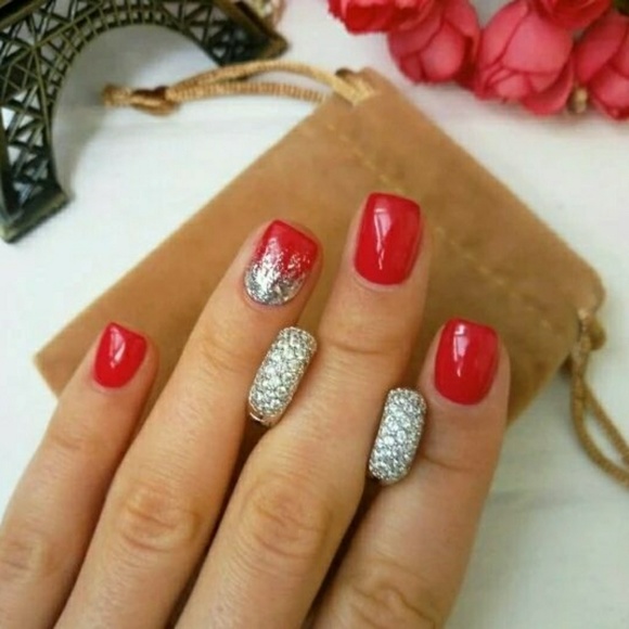 14k White Gold Diamond Cz Huggie Hoop Earrings - Picture 4 of 8